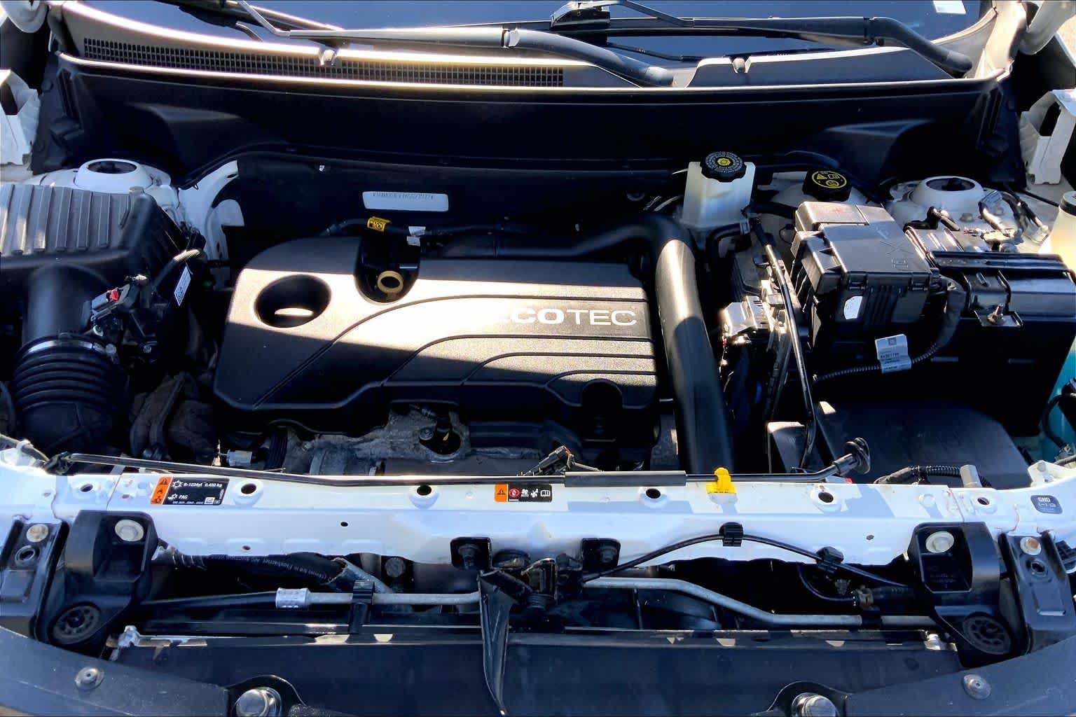 Used 2019 Summit White Chevrolet LT image 32
