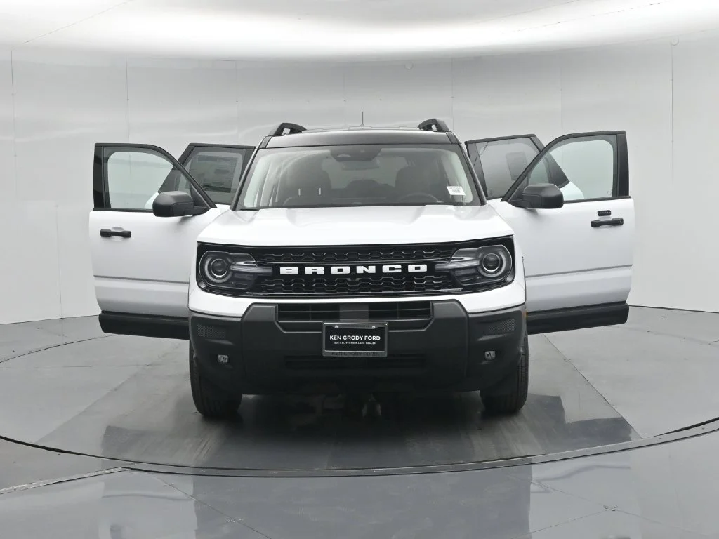 New 2026 Oxford White Ford Outer Banks image 32