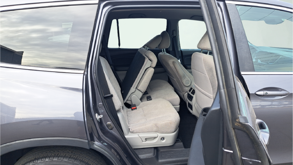 Used 2021 Gray Honda EX image 14