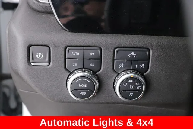 Used 2025 White GMC Elevation image 19