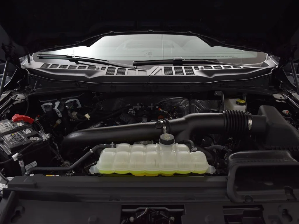 New 2026 Gray Ford Lariat image 33
