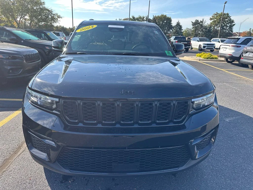 Used 2023 Black Jeep Limited image 2