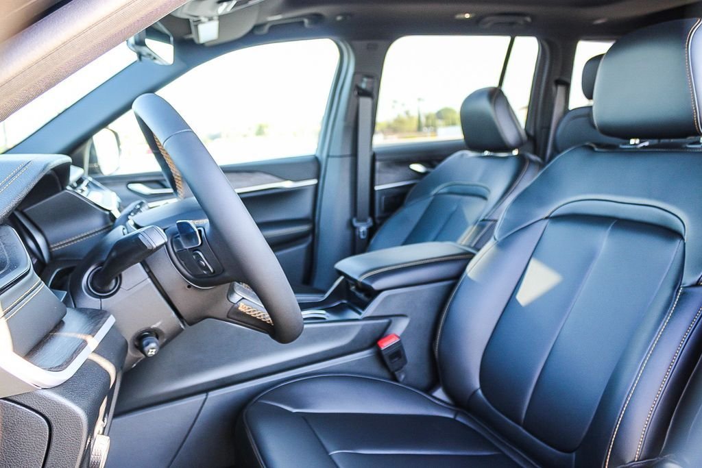 New 2026 Diamond Black Jeep 85th Anniversary Edition image 18