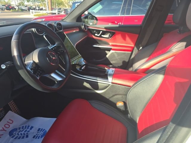 Used 2025 White Mercedes-Benz GLC 300 image 2