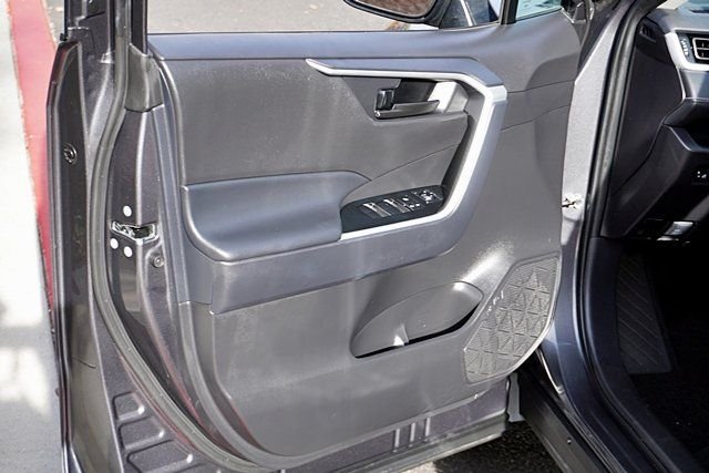 Used 2025 Gray Toyota LE image 21
