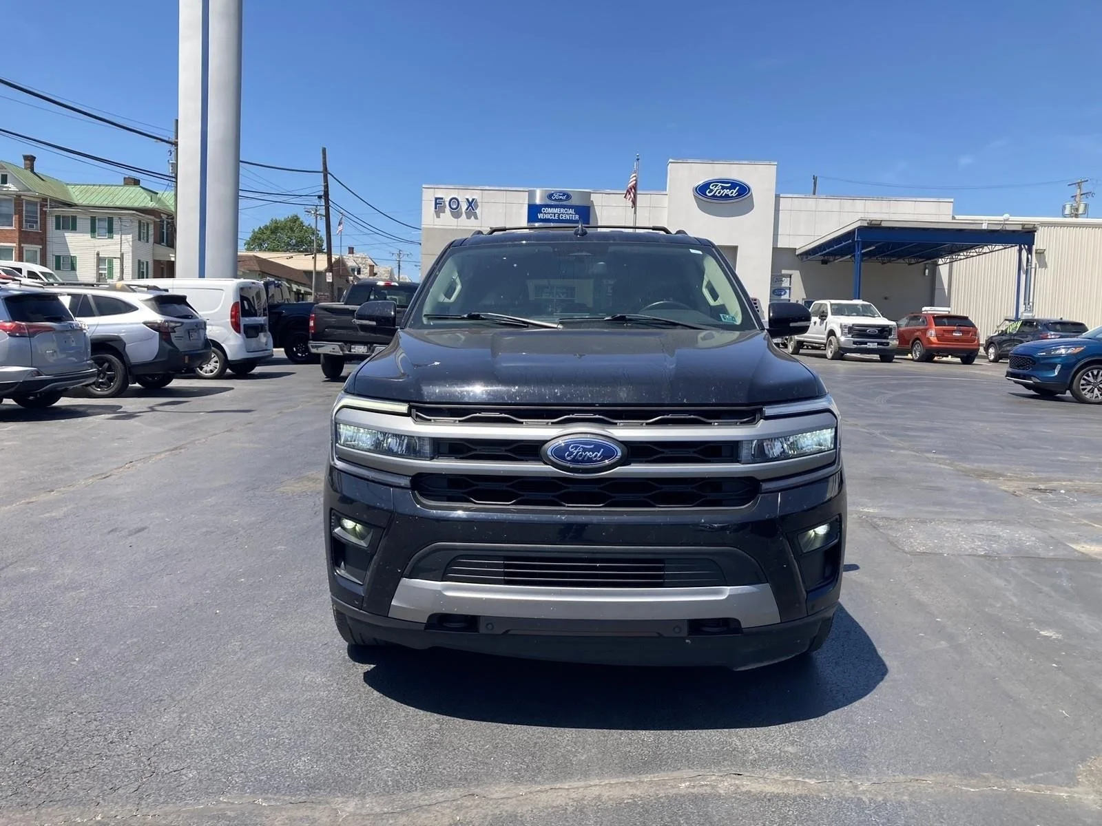 Certified Used 2023 Agate Black Metallic Ford XLT image 3
