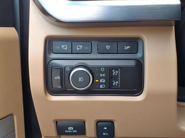 Used 2024 Gray Ford Lariat image 20