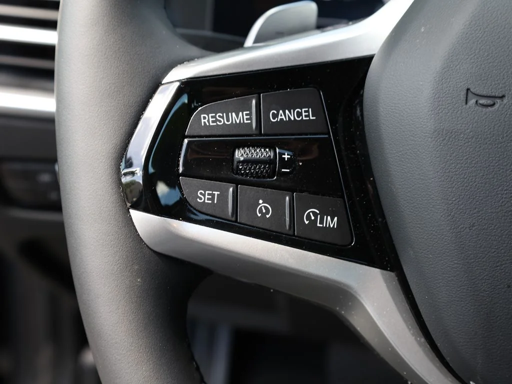 2026 BMW 3 Series 330i - Photo 37