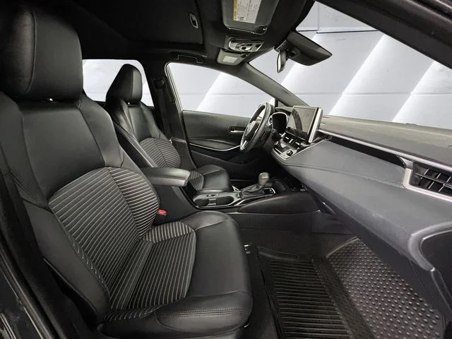 Used 2024  Toyota XSE image 13