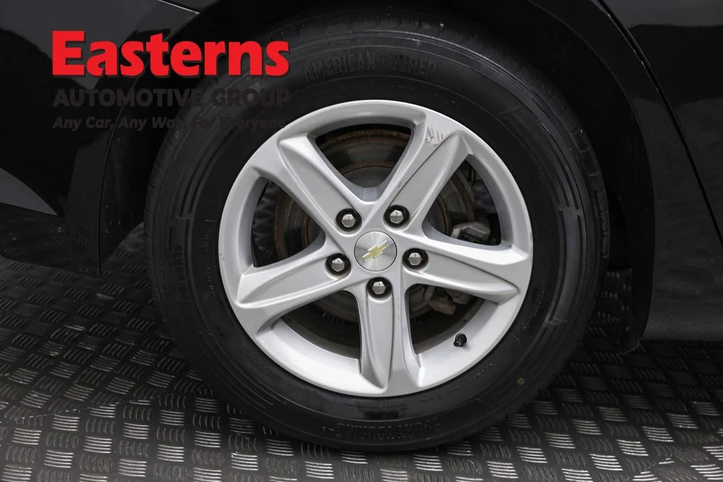 Used 2020 Black Chevrolet LS image 30