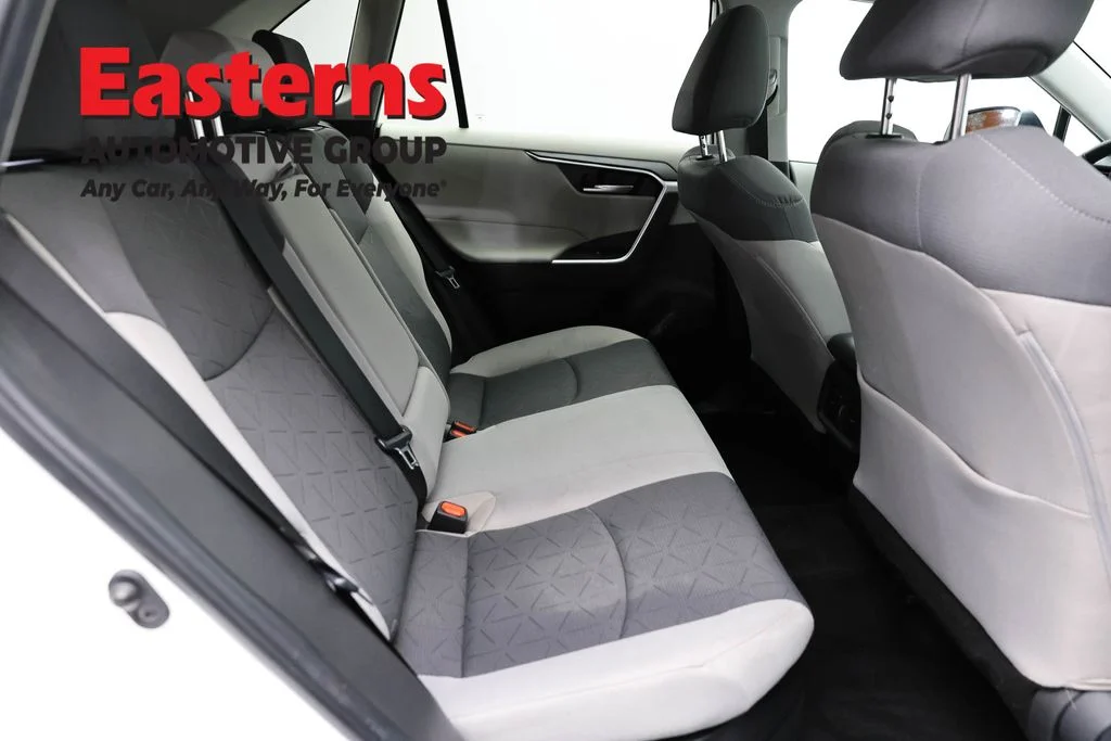 Used 2024 White Toyota XLE image 24