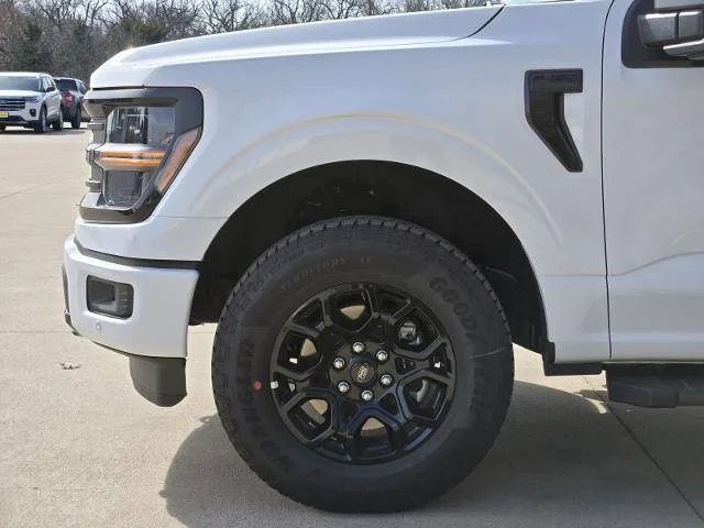 New 2026 Oxford White Ford XLT image 26