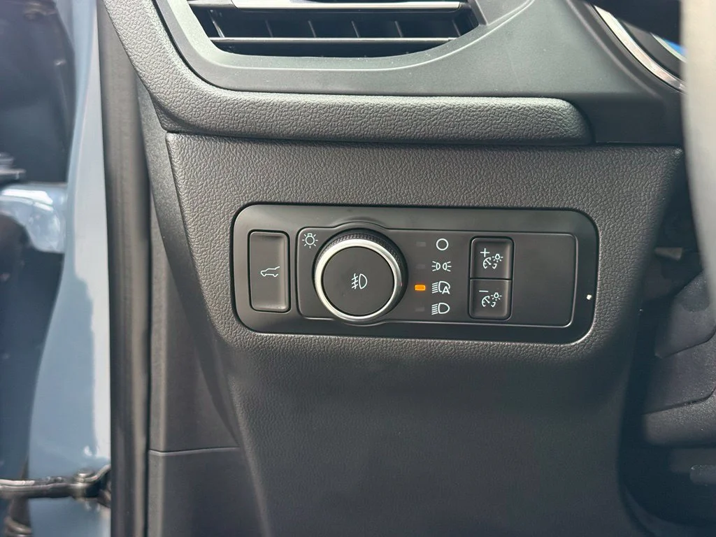 Certified Used 2023 Vapor Blue Ford Platinum image 14