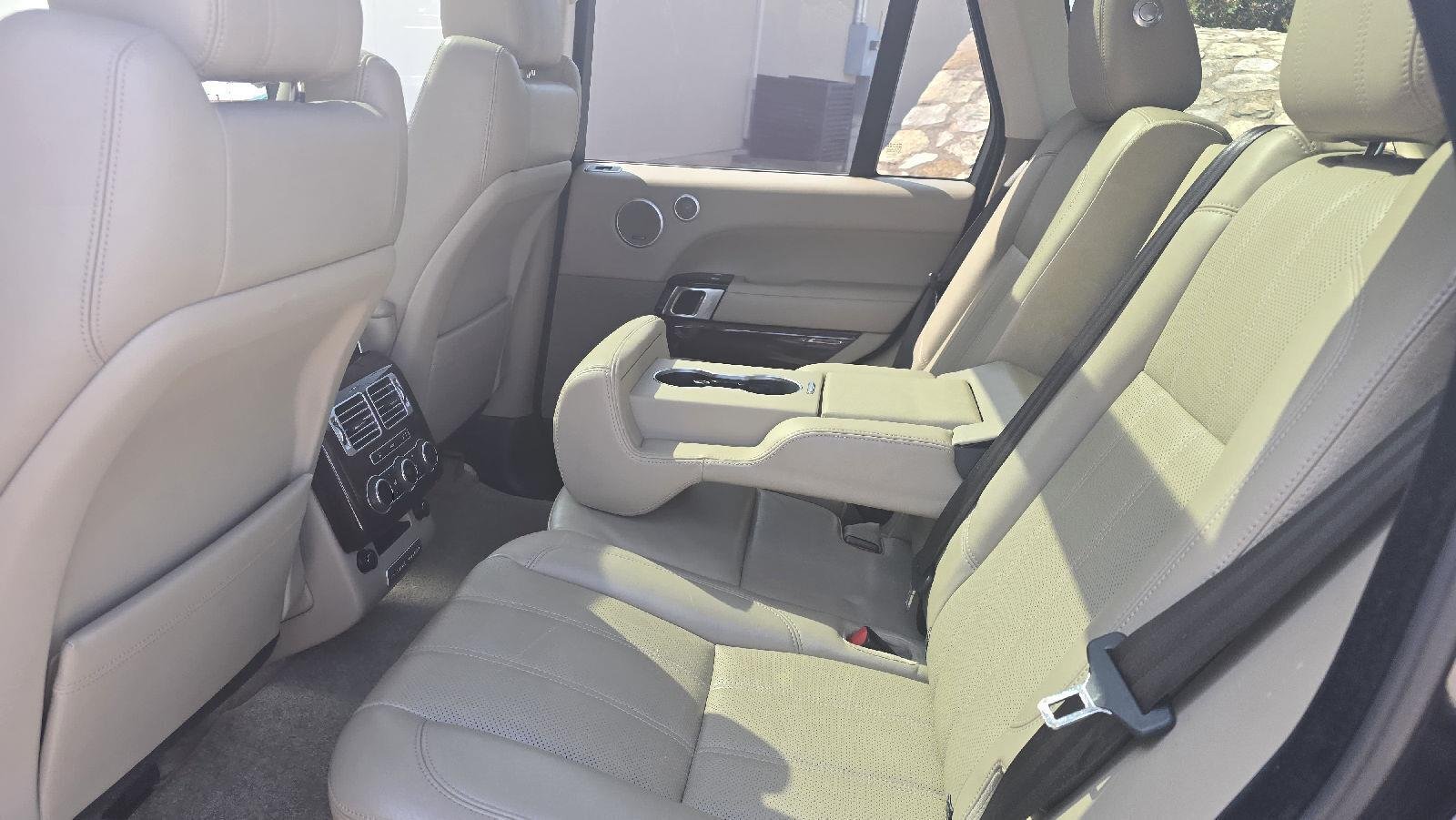 Used 2013  Land Rover SC image 8