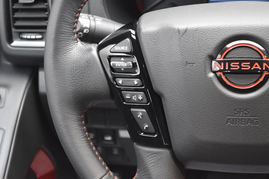2024 Nissan Frontier PRO-4X - Photo 9
