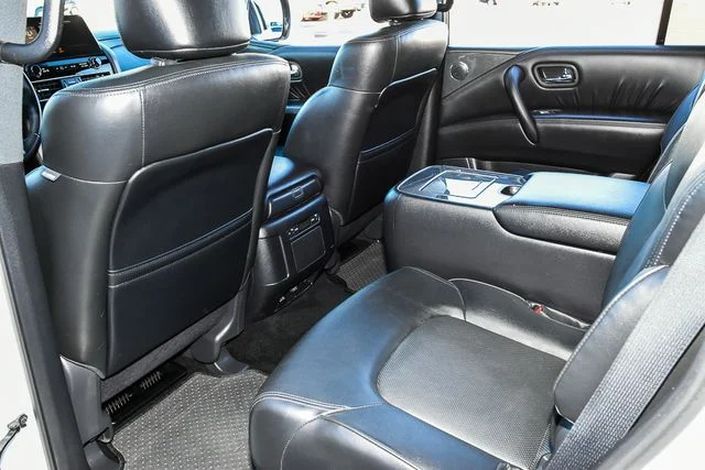 Used 2022 White Nissan SL image 20