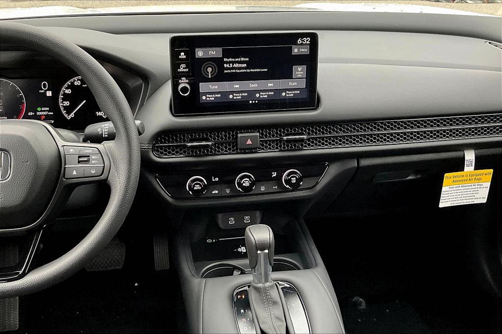 New 2027 Platinum White Pearl Honda LX image 12