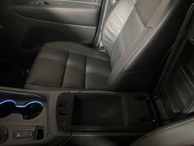 New 2026 Diamond Black Clear-Coat Exterior Paint Dodge GT PLUS image 32