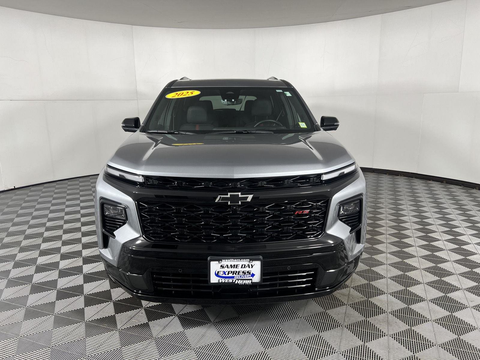 Used 2025 Sterling Gray Metallic Chevrolet AWD RS image 2