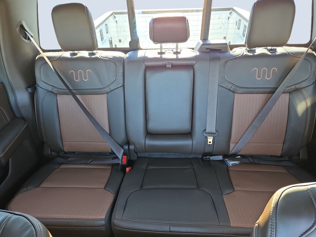 New 2026 Star White Metallic Tri-Coat Ford F-250® King Ranch® image 23