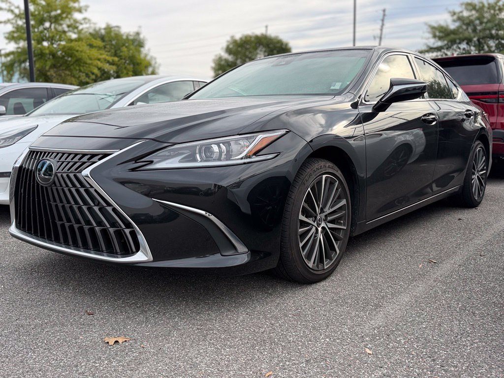 Used 2025 Black Lexus 350 image 3