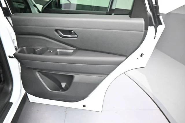 New 2026 White Nissan SV image 12