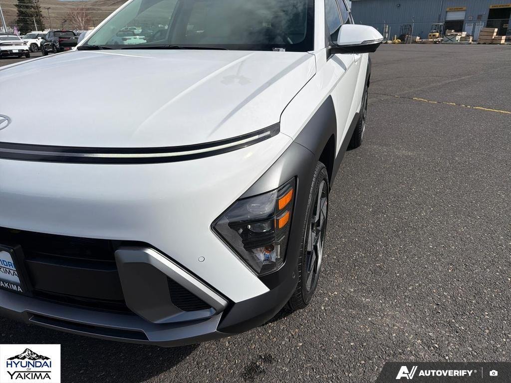 New 2026 Atlas White Hyundai Limited AWD image 8