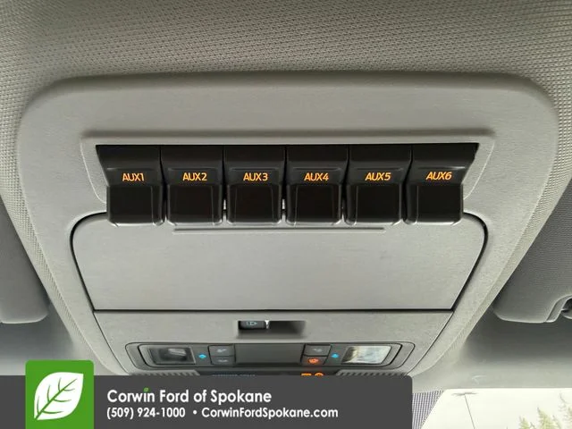 New 2026 Carbonized Gray Metallic Ford XLT image 32