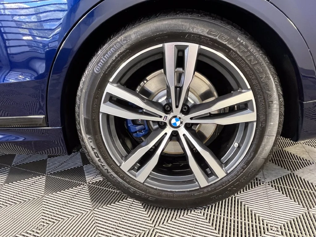 Used 2021 Blue BMW xDrive40i image 15