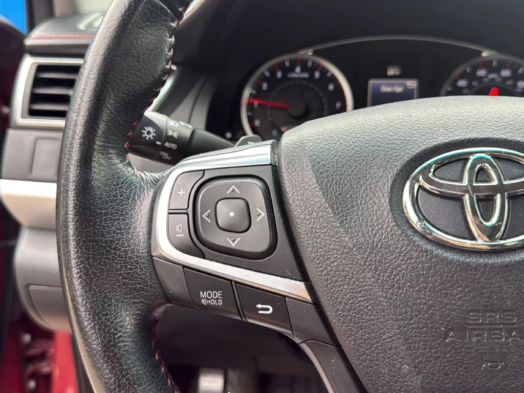 Used 2016 Red Toyota SE image 14