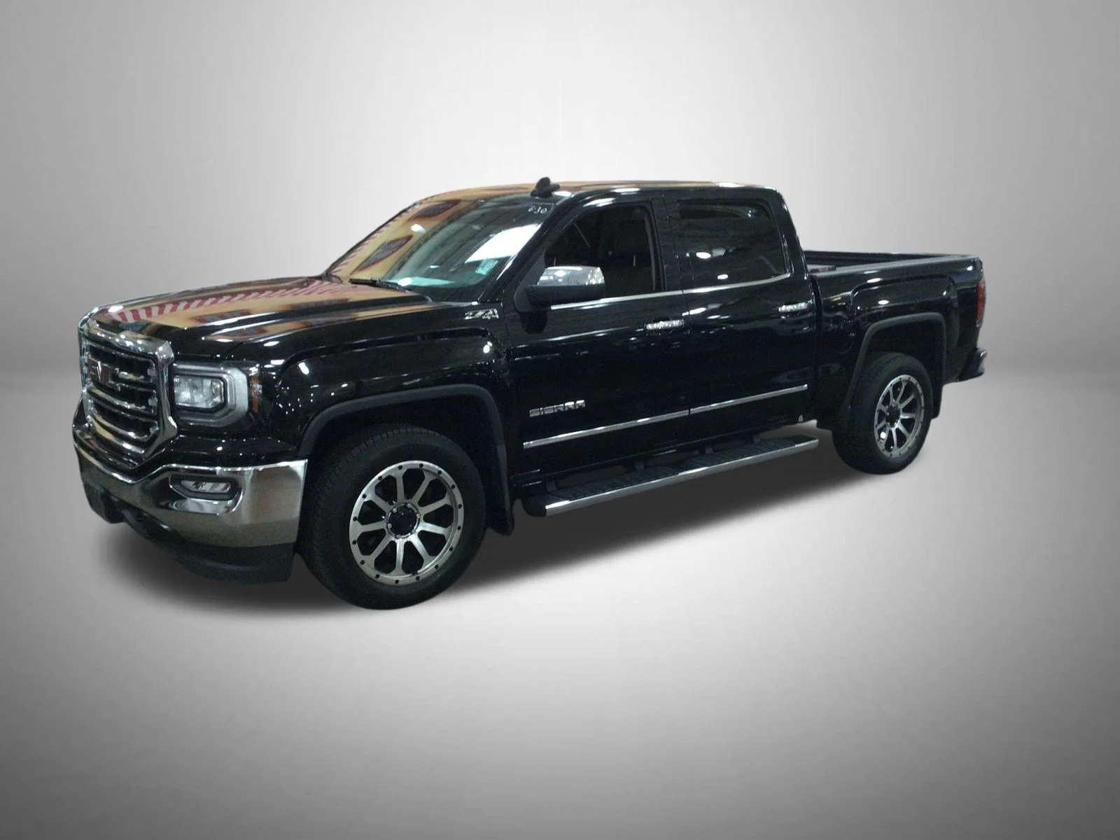Used 2018 Black GMC SLT image 1