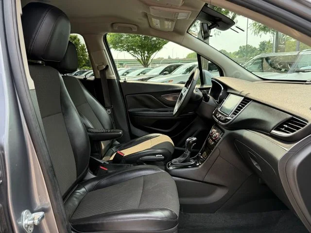 Used 2020 Gray Buick Preferred image 13