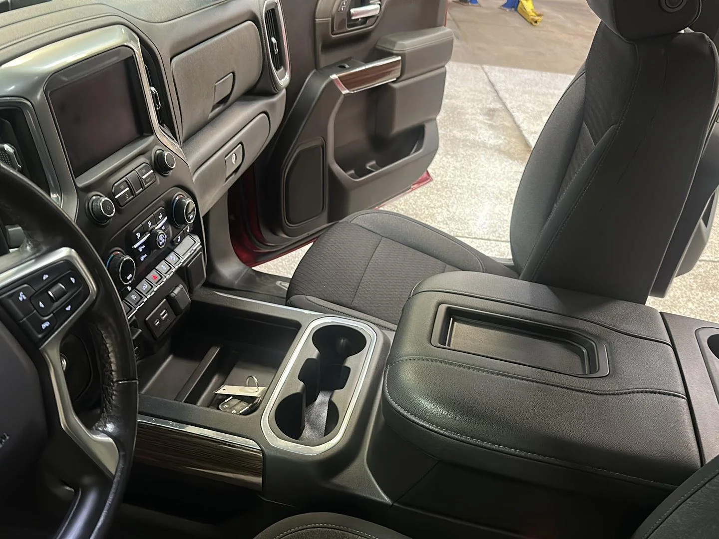 Used 2021 Cherry Red Tintcoat Chevrolet RST image 25