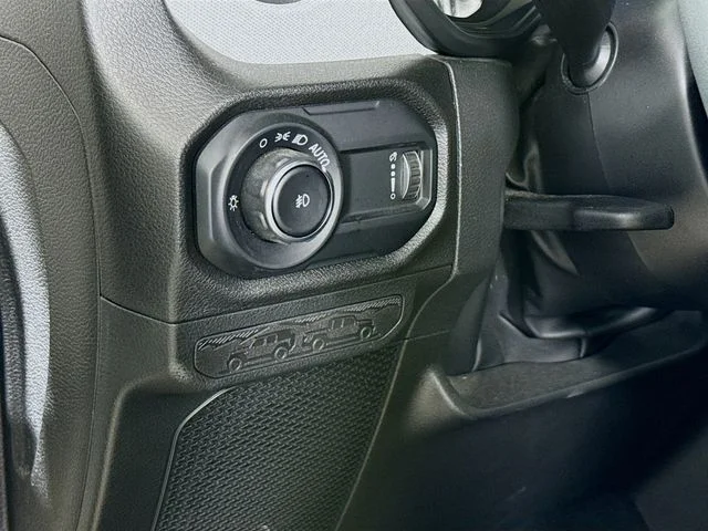 Used 2025 Green Jeep Willys image 10