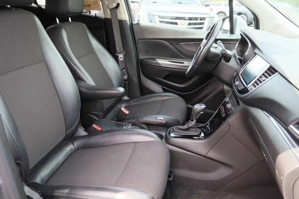 Used 2019 Gray Buick Preferred image 26