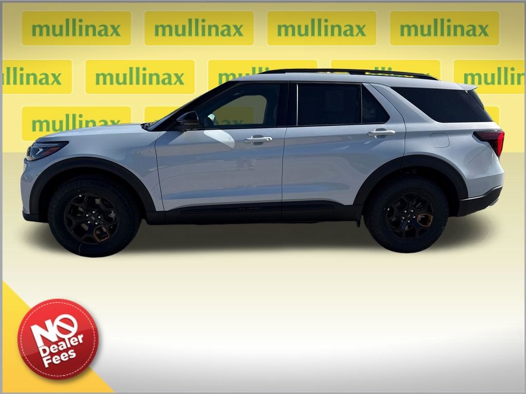 New 2026 White Ford Tremor image 2