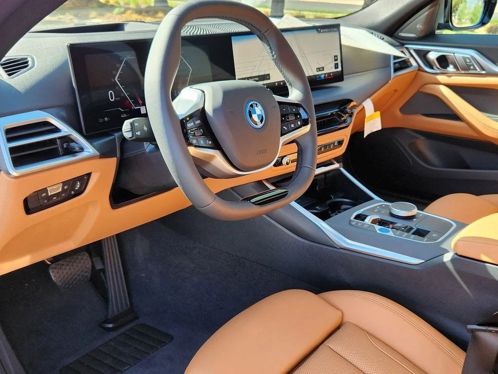 Used 2026 Gray Metallic BMW xDrive40 image 10