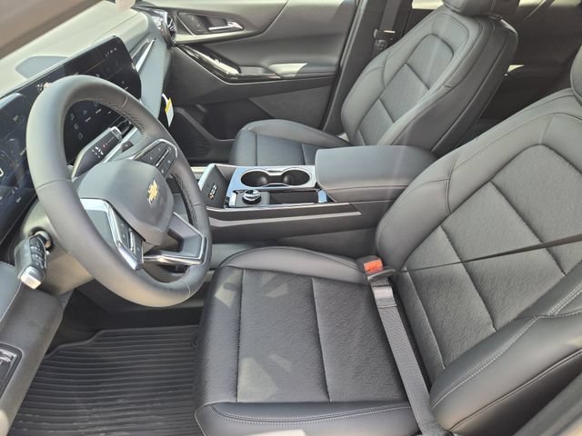 2027 Chevrolet Equinox LT - Photo 9