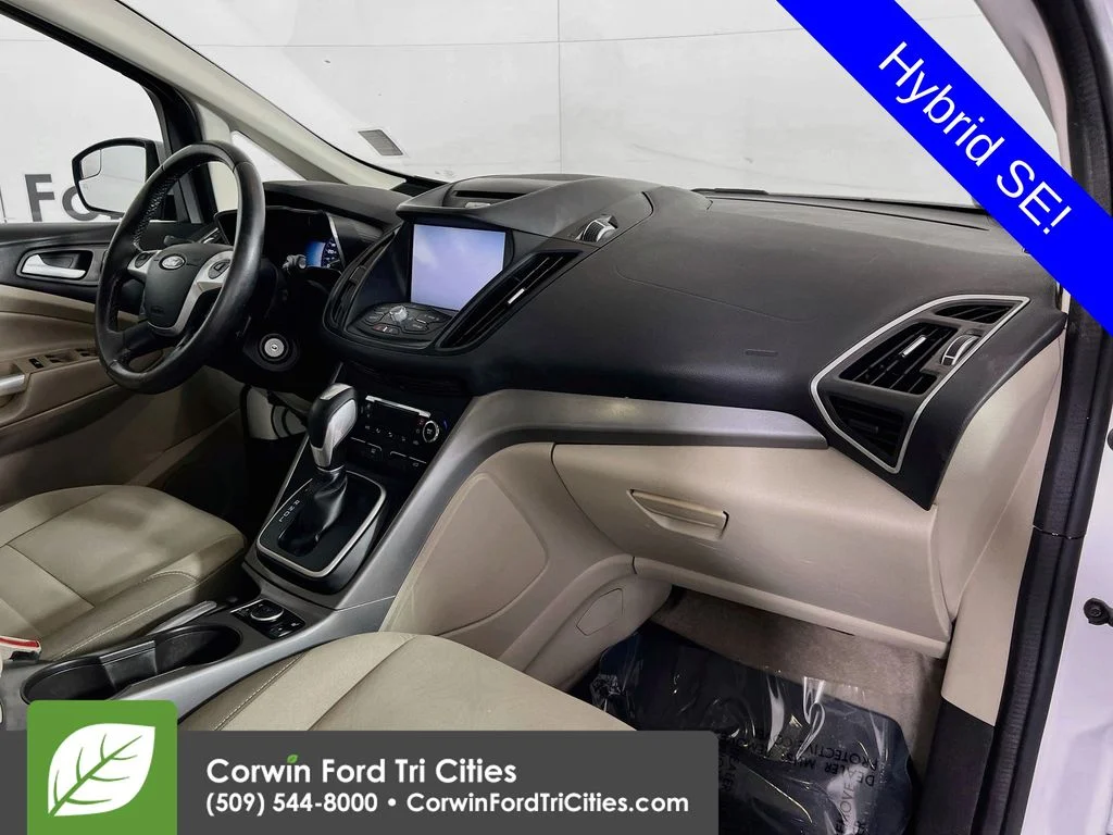 Used 2013 Oxford White Ford SE image 26