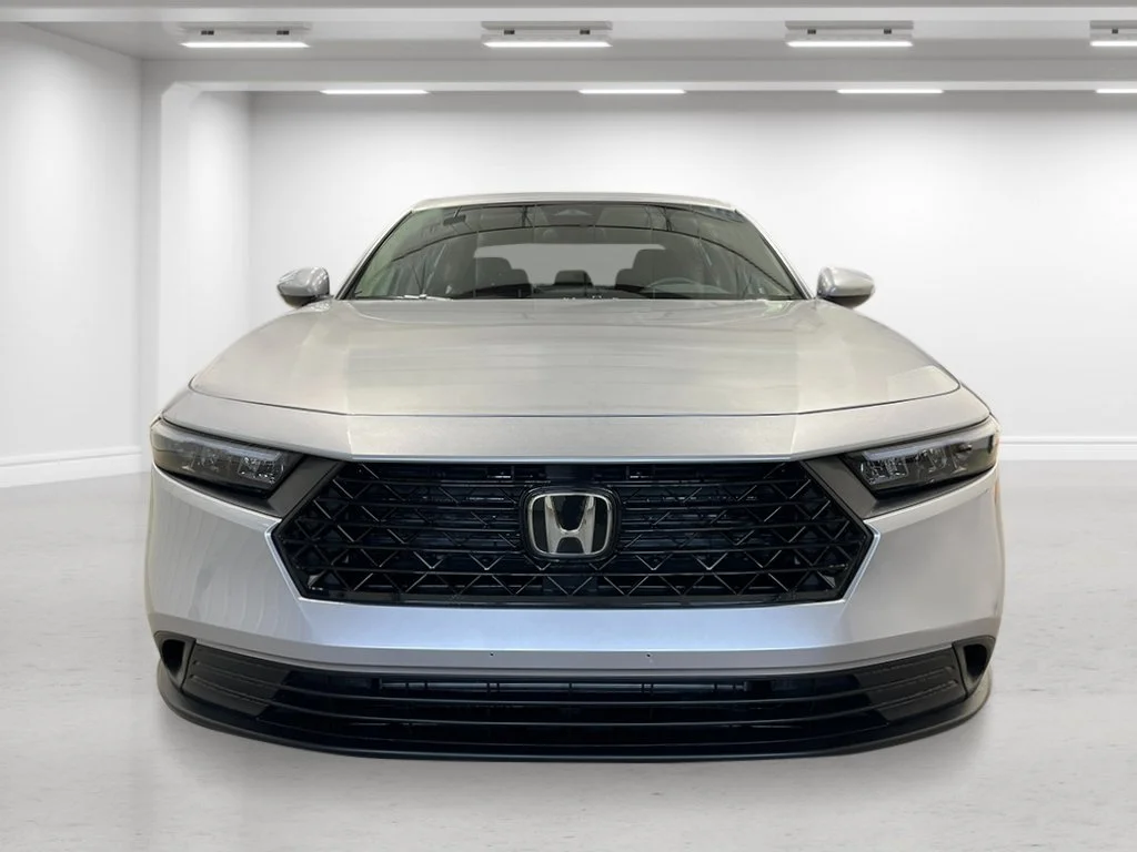 New 2026 Solar Silver Metallic Honda LX image 10