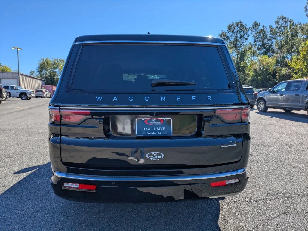 Used 2024 Black Jeep Series II image 5