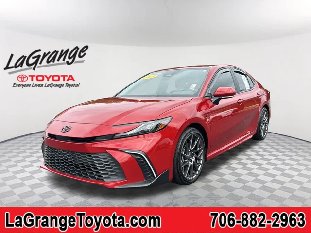 2025 Toyota Camry SE