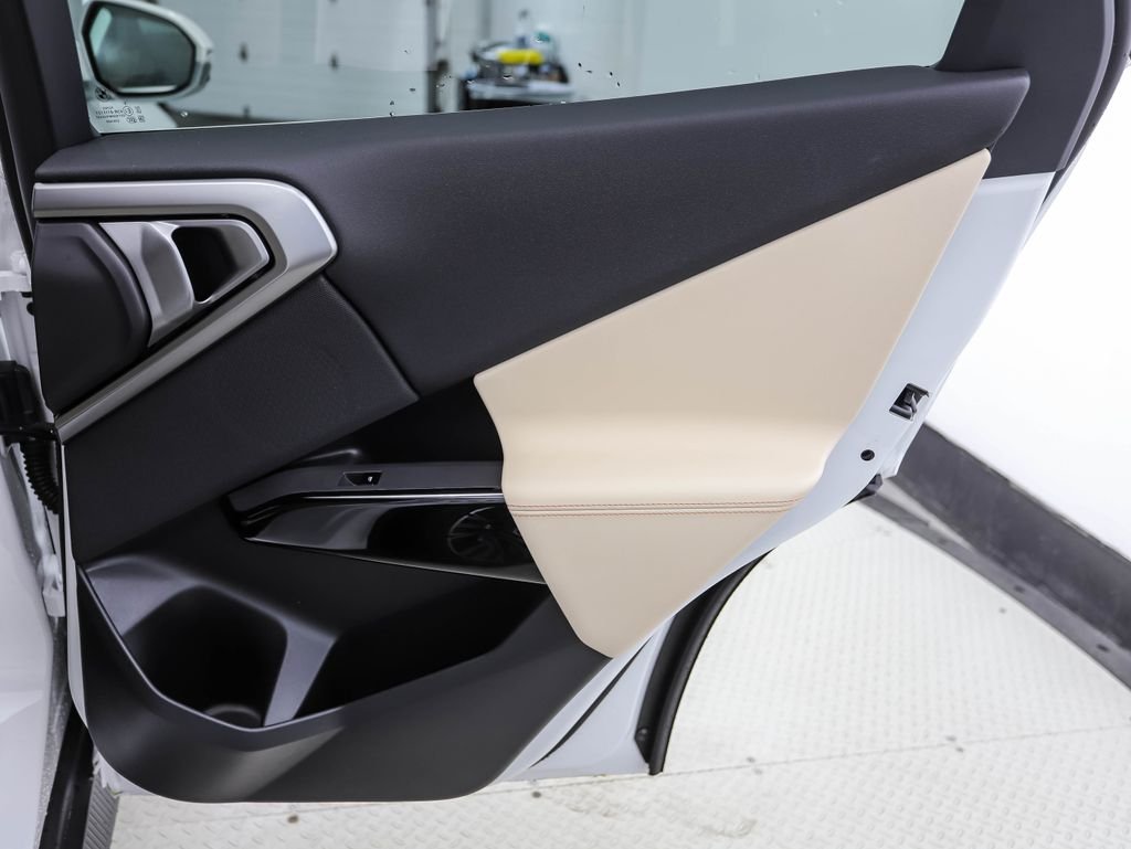 New 2026 White Metallic BMW 30 xDrive image 25