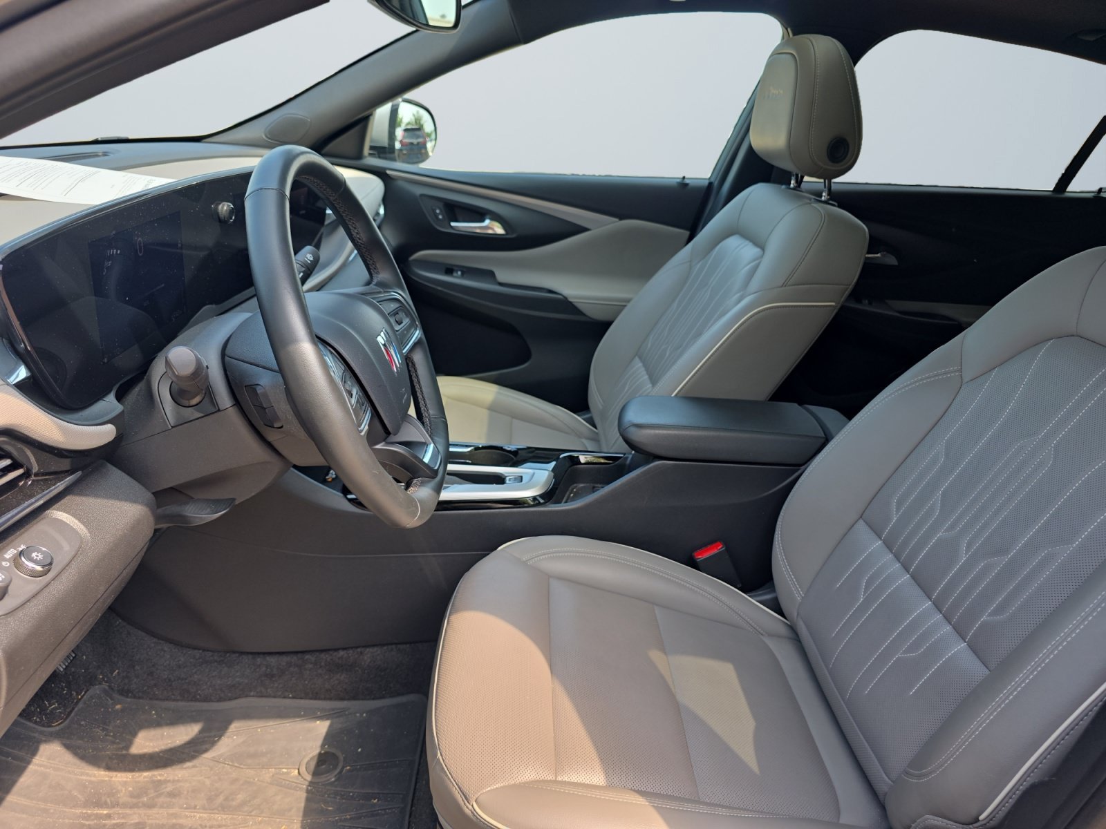 Used 2024 Moonstone Gray Metallic Buick Avenir image 9