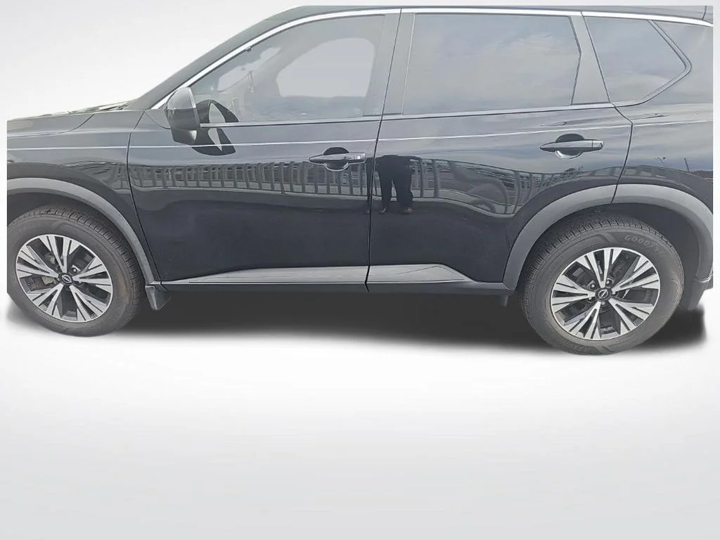 Used 2023 Black Nissan SV image 7