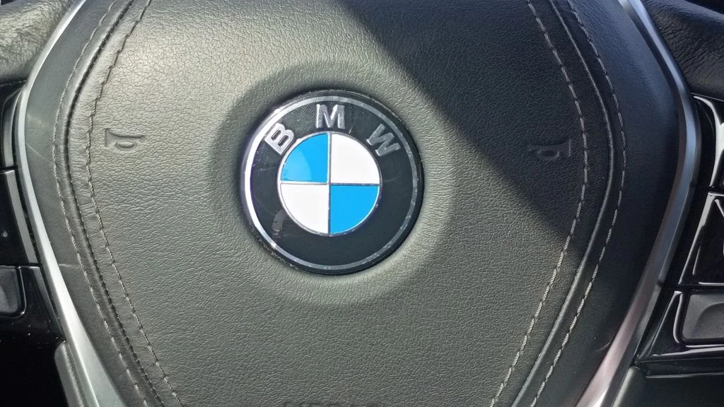 Used 2019 Black BMW 640 Gran Turismo i xDrive image 28