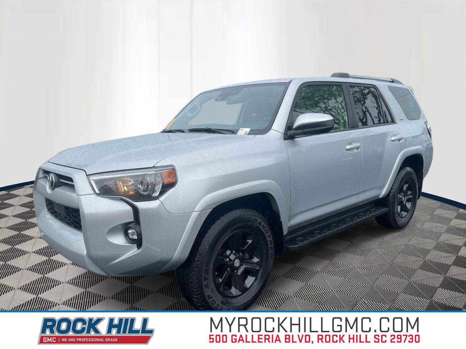 2024 Toyota 4Runner SR5 RWD V6's photo