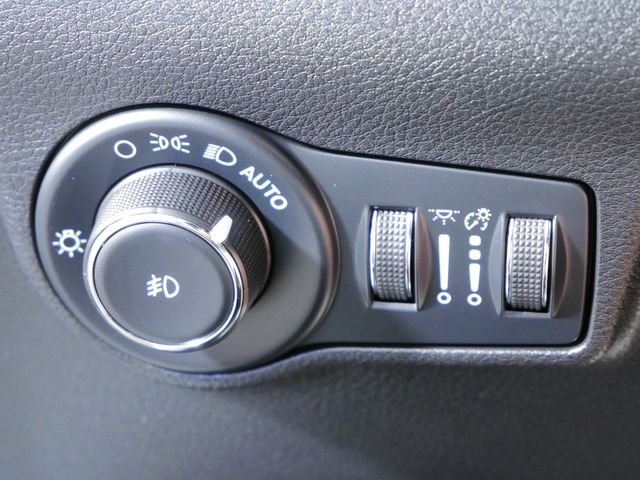 Certified Used 2023 White Jeep Trailhawk image 25