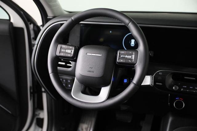 New 2026 White Hyundai SEL Premium AWD image 3