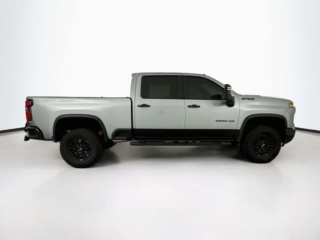 Used 2026 Gray Chevrolet ZR2 image 5